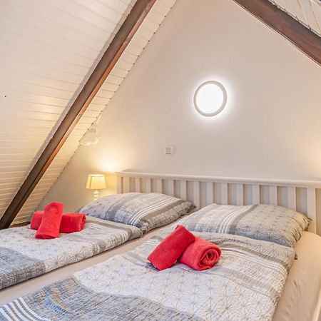 Cozy Apartment In Friedrichskoog With Kitchen 外观 照片