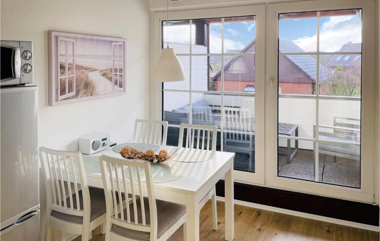 Cozy Apartment In Friedrichskoog With Kitchen 外观 照片